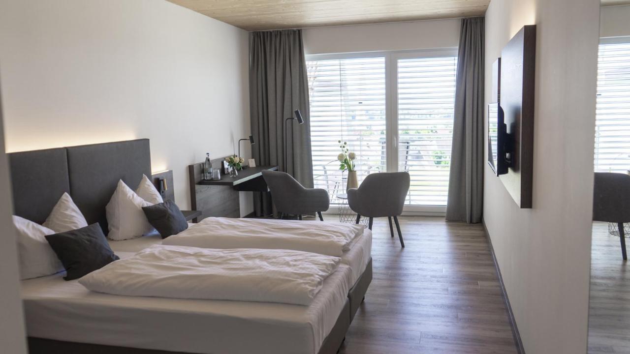 Hotel Kapelle Радольфцелль  Экстерьер фото